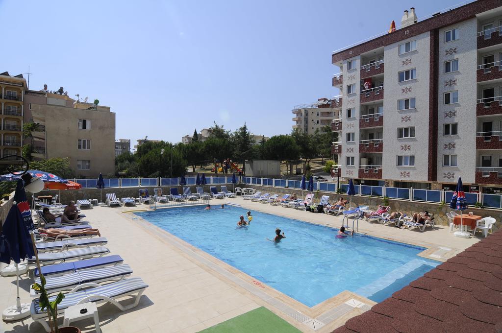 Altinbas Apart Hotel Kuşadası Ngoại thất bức ảnh